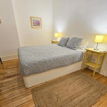 At In * Лиссабон