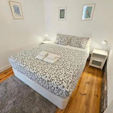 At In Лиссабон